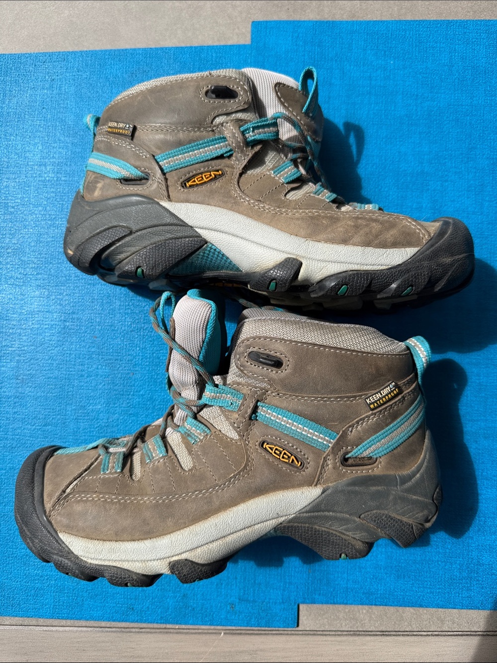 Keen Brown and Teal Women's Lace-Up Hiking Boots Waterproof KeenDry